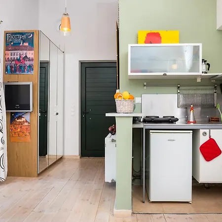 Gialou Apartment *